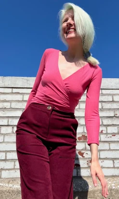 Crescentchest Top - Bazooka Pink