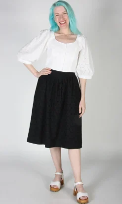 Esmerillon Top - White
