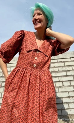 Fieldfare Dress - Berry Sheaf