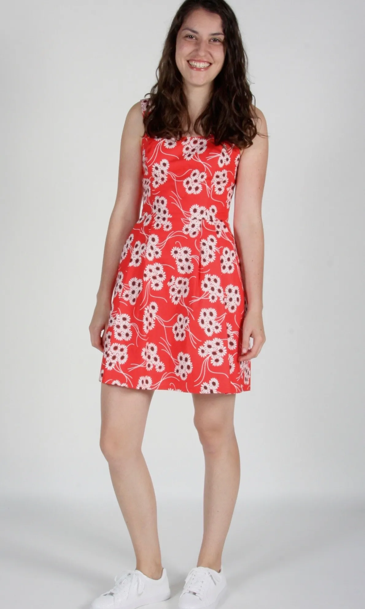 Starfrontlet Dress - Red Daisies
