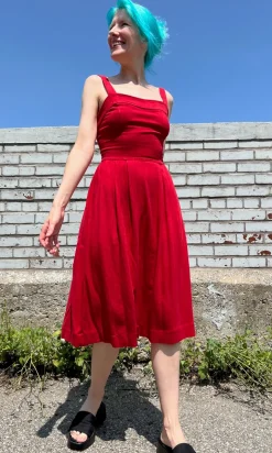 Thornbill Dress - Red
