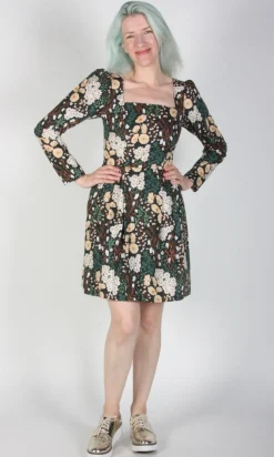 Twixt-Hell-and-the-White-Oak Dress - Bellflower
